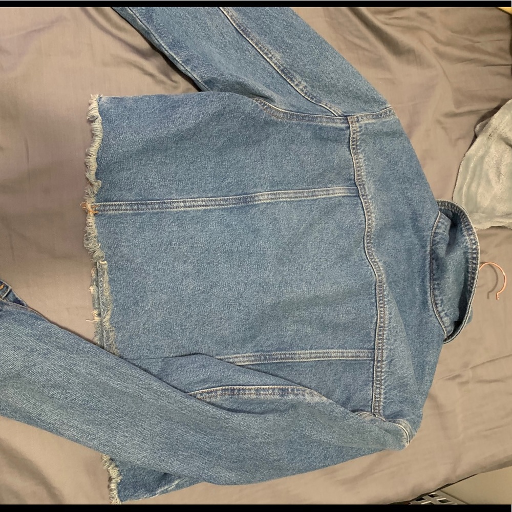 Cropped Denim jacket - Picture 2 of 2
